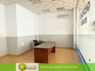 Local comercial en venta en Cabra
