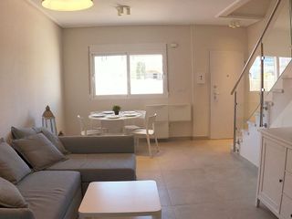 Casa adosada en alquiler en Cabo Roig - La Zenia en Orihuela