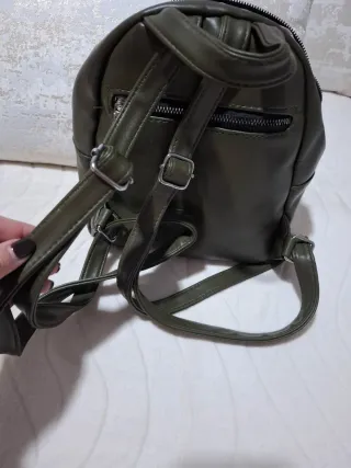 Mochila polipiel efecto piel de cocodrilo