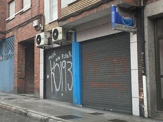 Local comercial en alquiler en Lena
