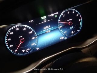 MERCEDES GLC-CLASS GLC 300 de 4MATIC