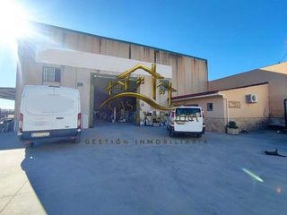 Nave industrial en venta en Camino Viejo de Málaga en Vélez-Málaga