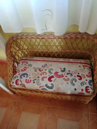 Sillón de mimbre con cojín estampado ancho 1 metro