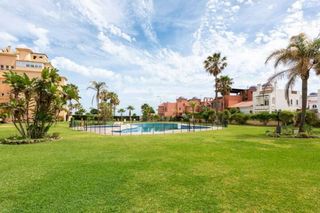 Piso en alquiler en Los Álamos en Torremolinos