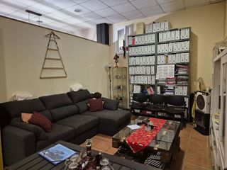 Local comercial en alquiler en Natahoyo en Gijón