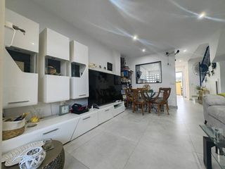 Casa adosada en venta en El Padrón - El Velerín - Voladilla en Estepona