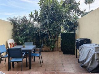 Casa adosada en venta en El Padrón - El Velerín - Voladilla en Estepona