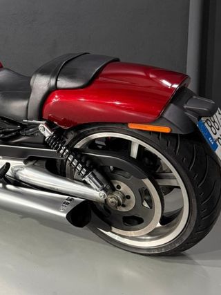 Harley-Davidson V-Rod Muscle Roja