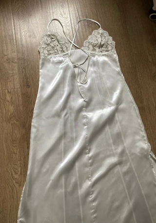 Camisón lencero blanco satinado