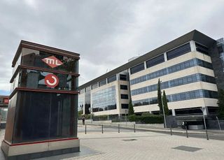 Oficina en alquiler en Virgen del Cortijo - Manoteras en Madrid