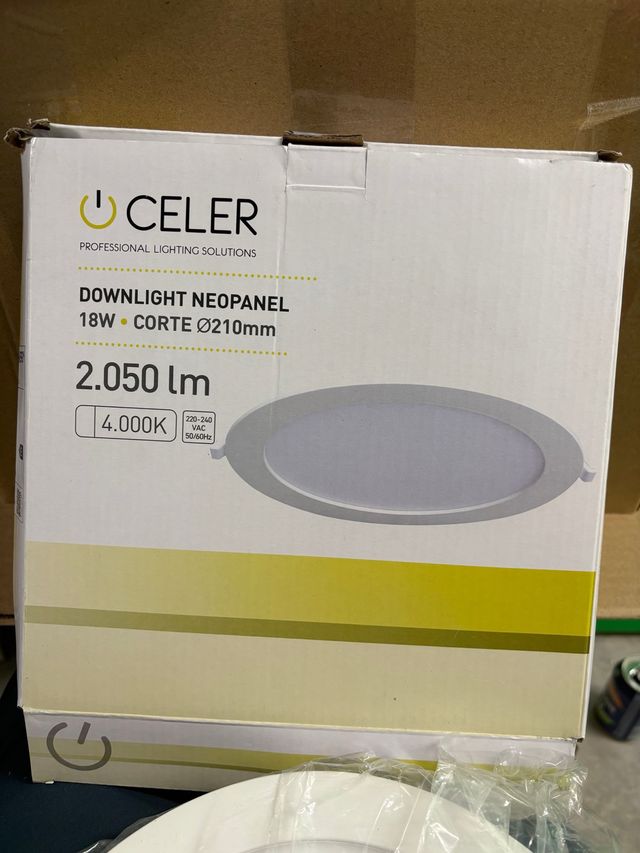 Foco CELER Downlight Neopanel 18W 2050lm 4000K