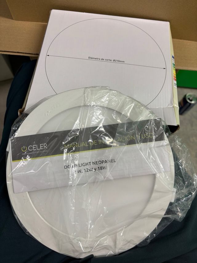 Foco CELER Downlight Neopanel 18W 2050lm 4000K