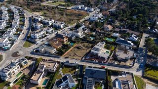 Solar en venta en Colonia en Torrelodones