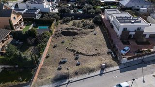 Solar en venta en Colonia en Torrelodones