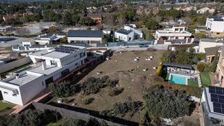 Solar en venta en Colonia en Torrelodones