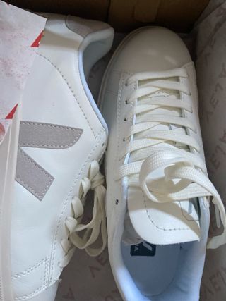 Zapatillas Hacoo Blancas y Grises