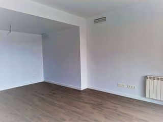 Piso en alquiler en Ensanche en Alcalá de Henares