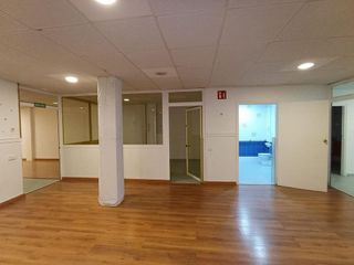 Local comercial en alquiler en Centre en Reus