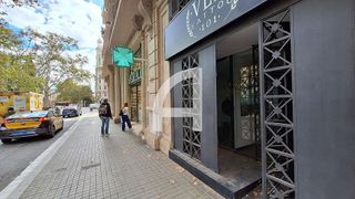 Local comercial en alquiler en La Dreta de l'Eixample en Barcelona