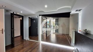 Local comercial en alquiler en La Dreta de l'Eixample en Barcelona