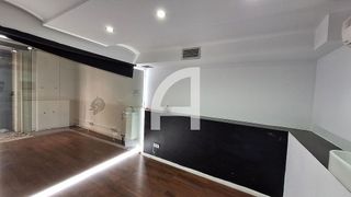 Local comercial en alquiler en La Dreta de l'Eixample en Barcelona