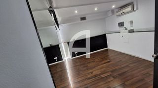 Local comercial en alquiler en La Dreta de l'Eixample en Barcelona