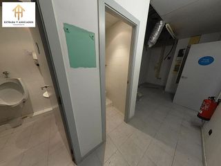 Local comercial en venta en Santa Eulàlia en Hospitalet de Llobregat, L´