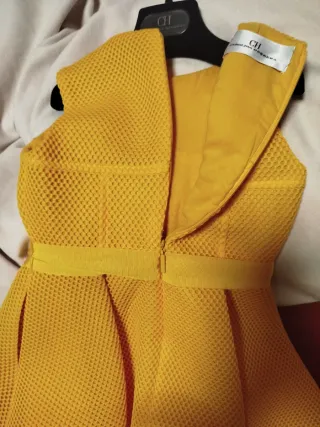 Vestidos Carolina Herrera Niña Rojo y Amarillo