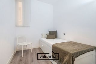 Piso en alquiler en Cortes - Huertas en Madrid