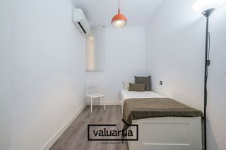 Piso en alquiler en Cortes - Huertas en Madrid