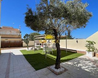 Casa pareada en alquiler en Altos - La Florida en Orihuela