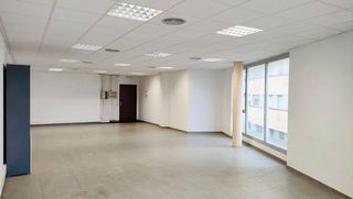 Oficina en venta en Centre - Eixample – Can Llobet – Can Serra en Barbera del Vallès