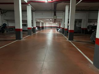 Garaje en venta en Calahonda en Mijas