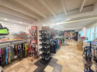 Local comercial en alquiler en Centro en Gijón