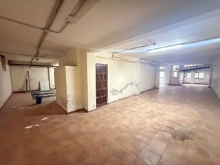 Local comercial en alquiler en Centro en Gijón