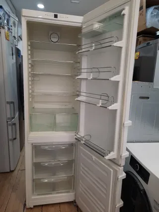 Frigorifero Liebherr con garanzia e trasporto