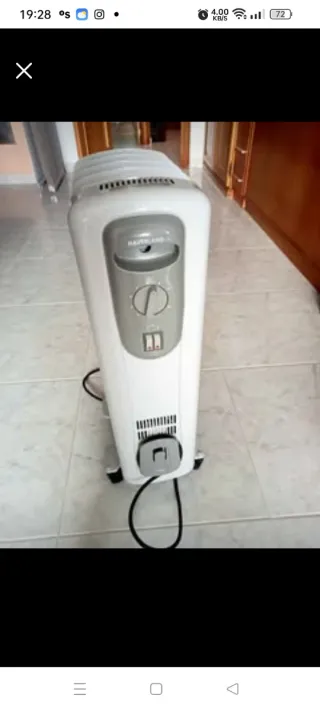 Estufa eléctrica blanca