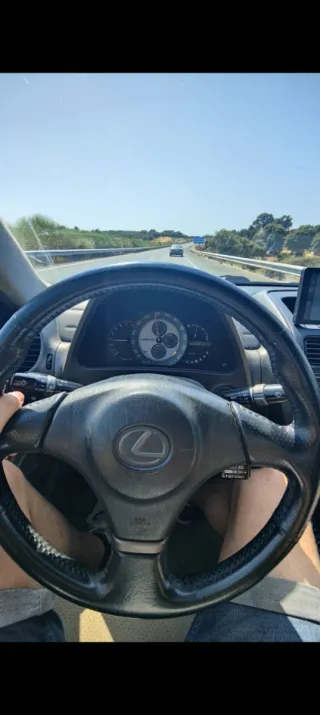 Lexus IS 200 Supercharger