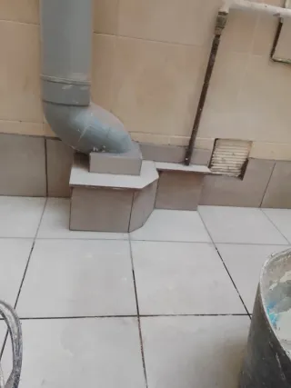 Oficial de primera.manitas a domicilio Tl655765990