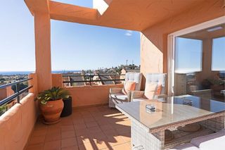 Piso en alquiler en Elviria en Marbella