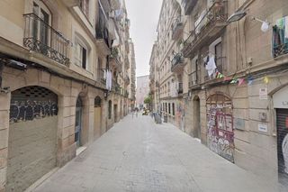 Piso en venta en El Raval en Barcelona