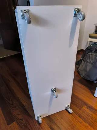 Mesa de centro IKEA VIHALS blanca con ruedas