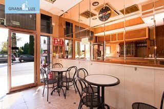 Local comercial en venta en Camino de Ronda - Rosaleda en Granada