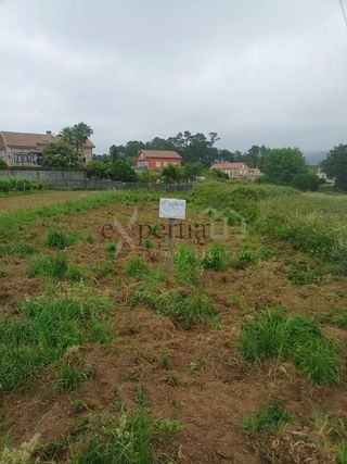 Terreno en venta en Boiro