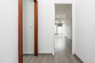 Local comercial en venta en Cervantes en Granada