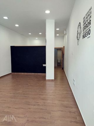 Local comercial en alquiler en Manzanares