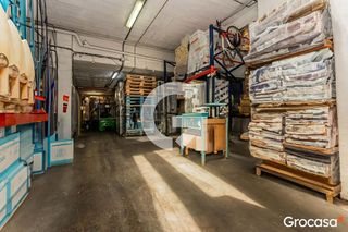 Local comercial en venta en Pedró en Cornellà de Llobregat