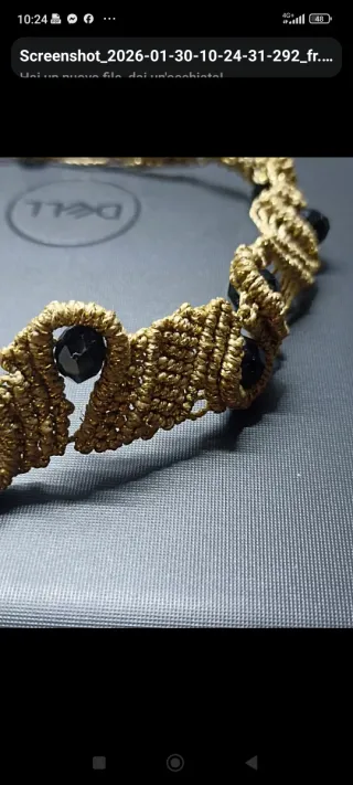 Collana macramè fatta a mano con pietre nere