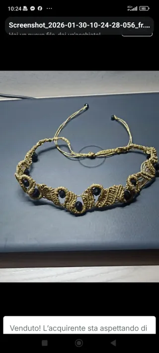 Collana macramè fatta a mano con pietre nere