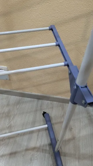 Tendedero Plegable Metálico y Plástico